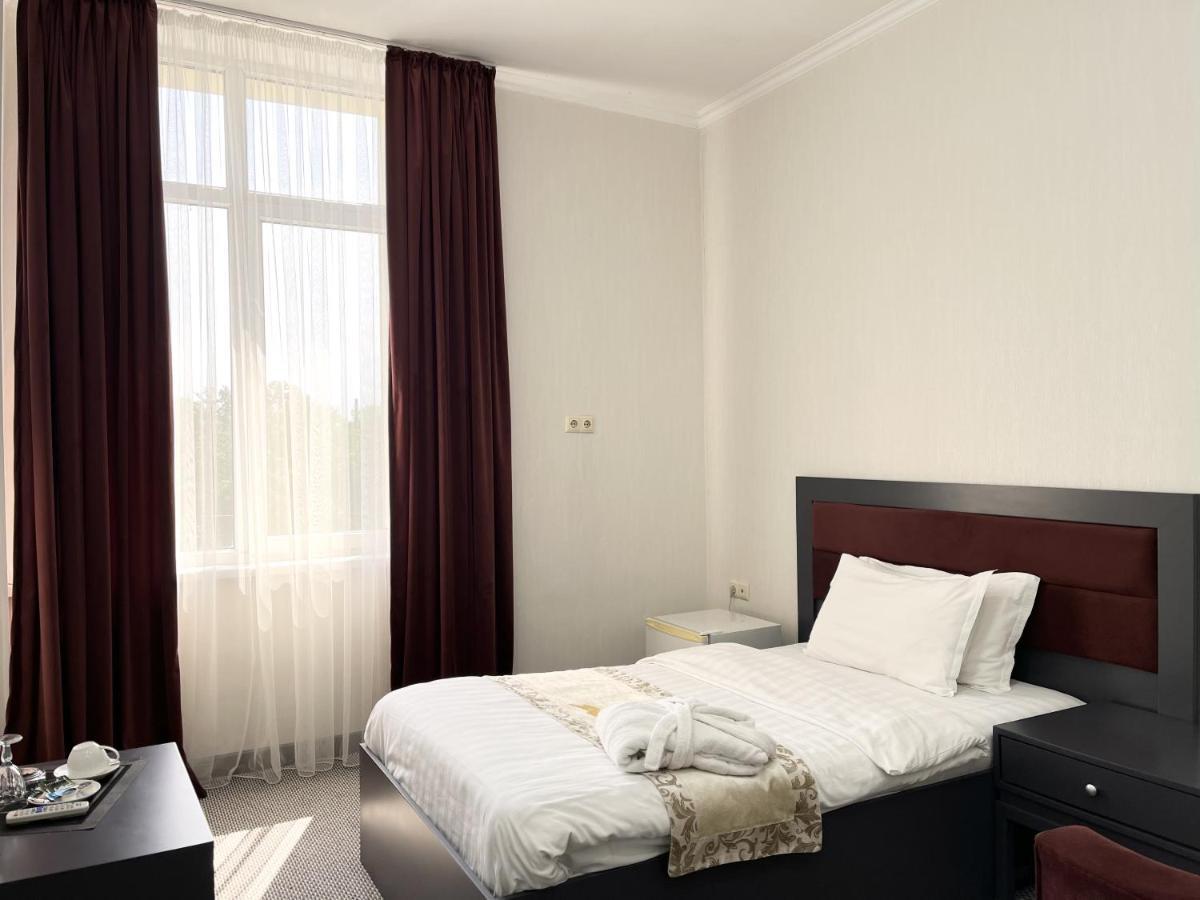 Hotel Grand Erbil Almaty